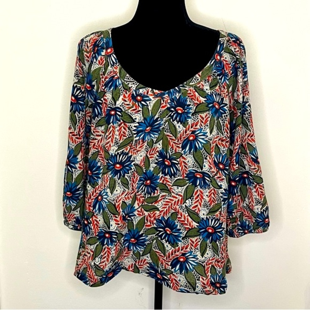 Lucky Brand flowy floral 3/4 sleeve shirt - Medium